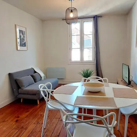 T2 De Charme, Centre Historique De *